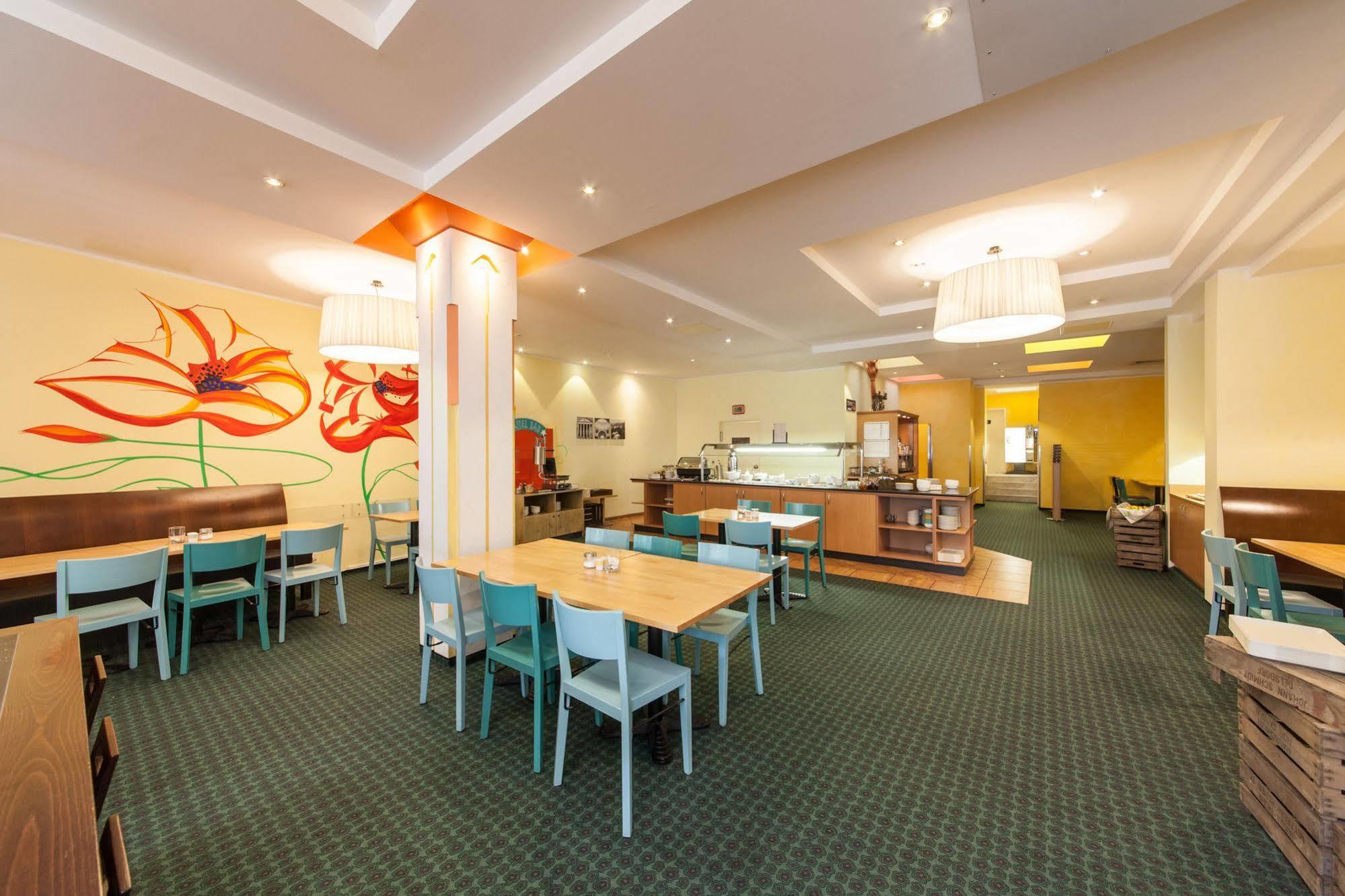Select Hotel Wiesbaden City Eksteriør billede