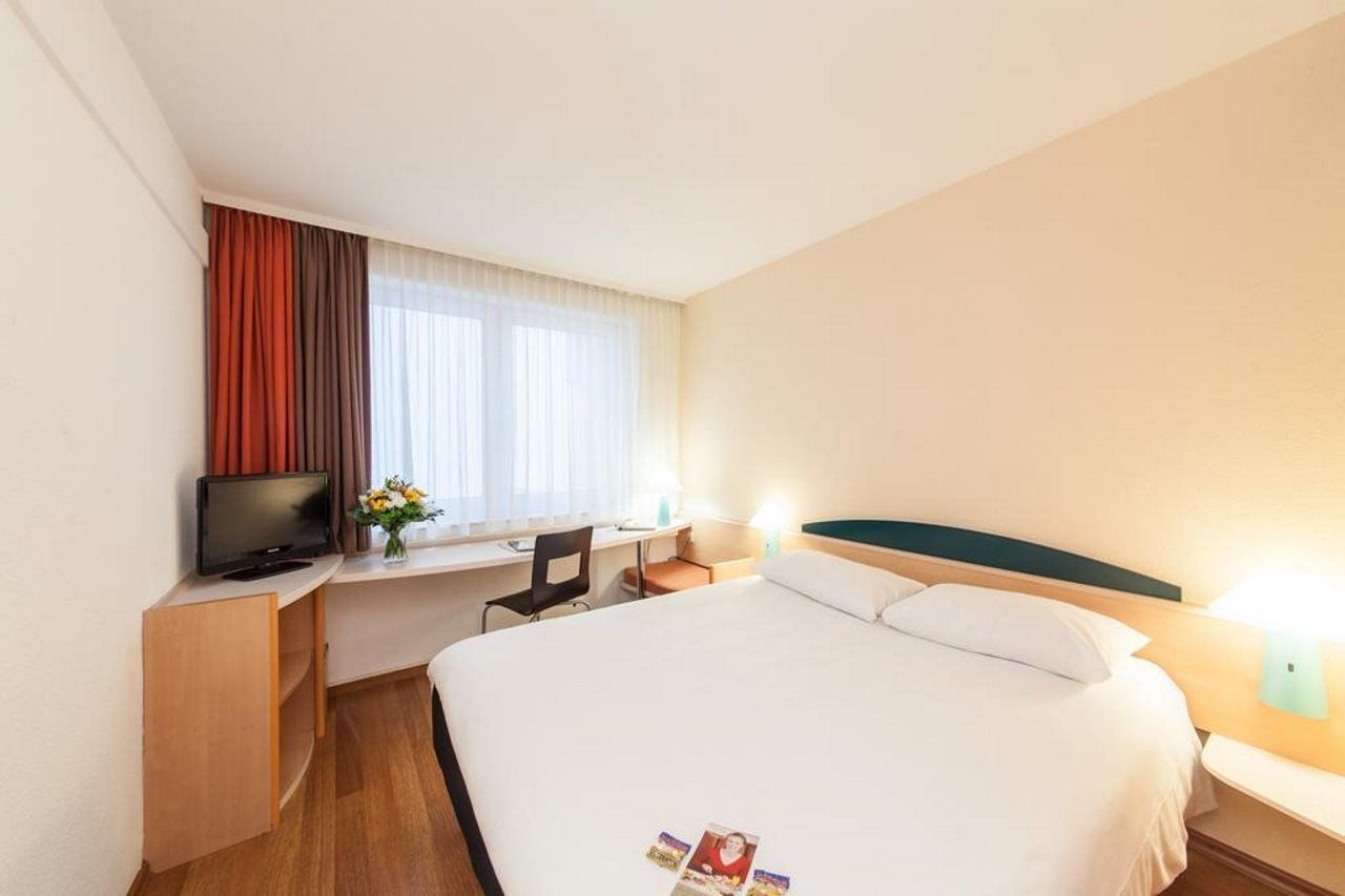 Select Hotel Wiesbaden City Eksteriør billede